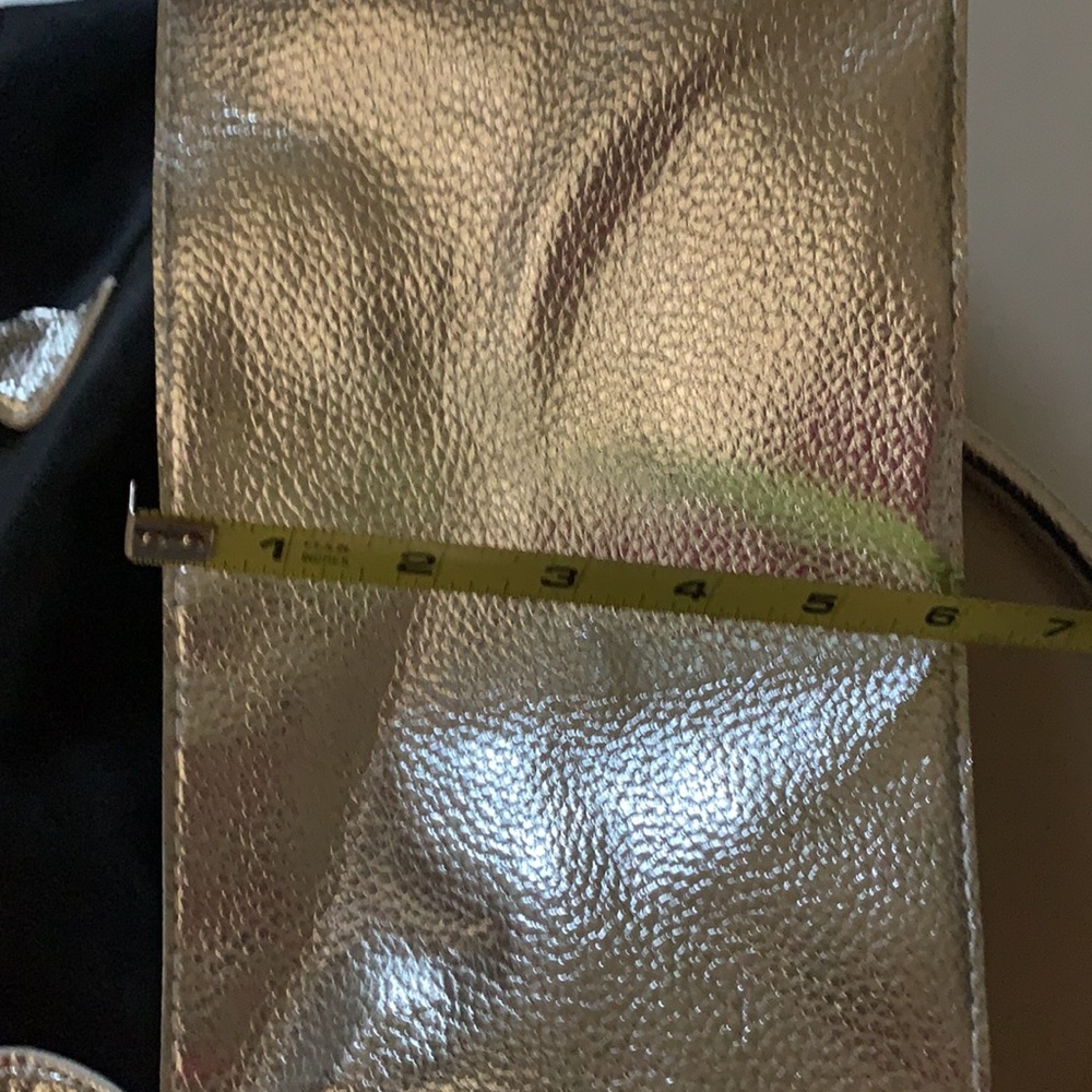 Tote - Picture 6 of 7